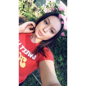 Meet your Posher, Leah